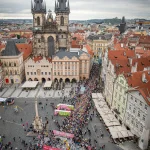 Přes 15 000 běžců z více než 100 zemí! Pražský mezinárodní maraton je za rohem! Co byste před startem rozhodně měli vědět?